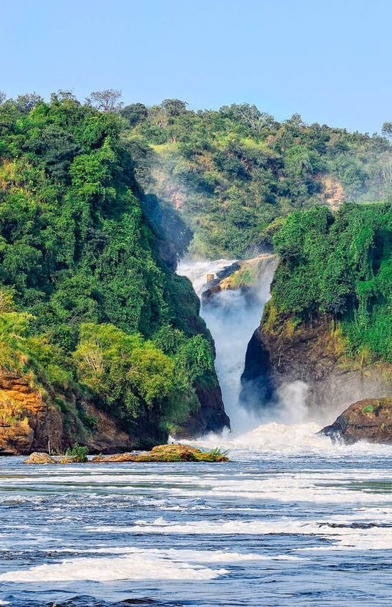 15 DAYS SAFARI. Discover the hidden treasures of east Africa