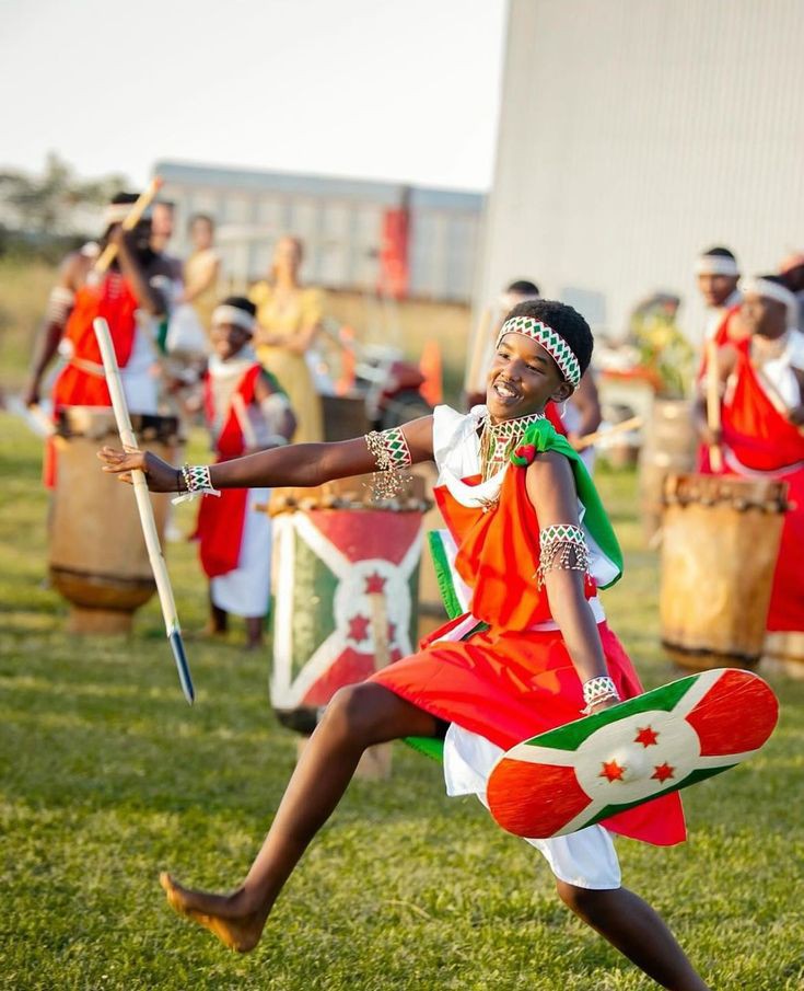 12days great lakes discovery safari – Uganda, Rwanda, D.R. Congo & Burundi adventure